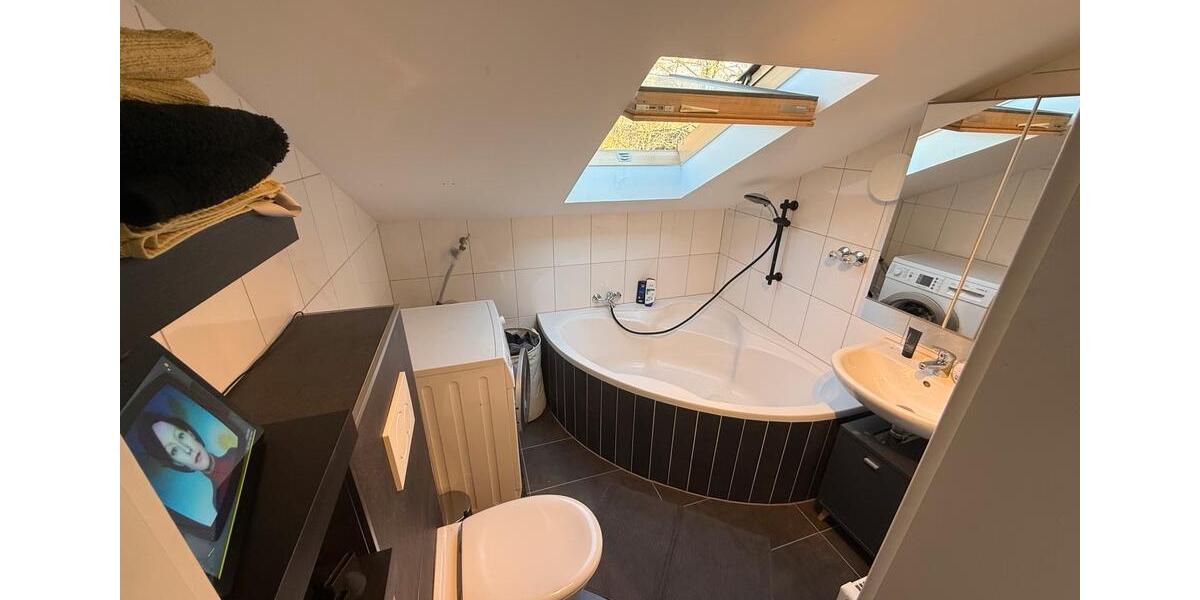 Dachgeschoßwohnung Siegen - 1 Zimmer, 40 m&sup2;, 550&euro; | Angebot:25340772