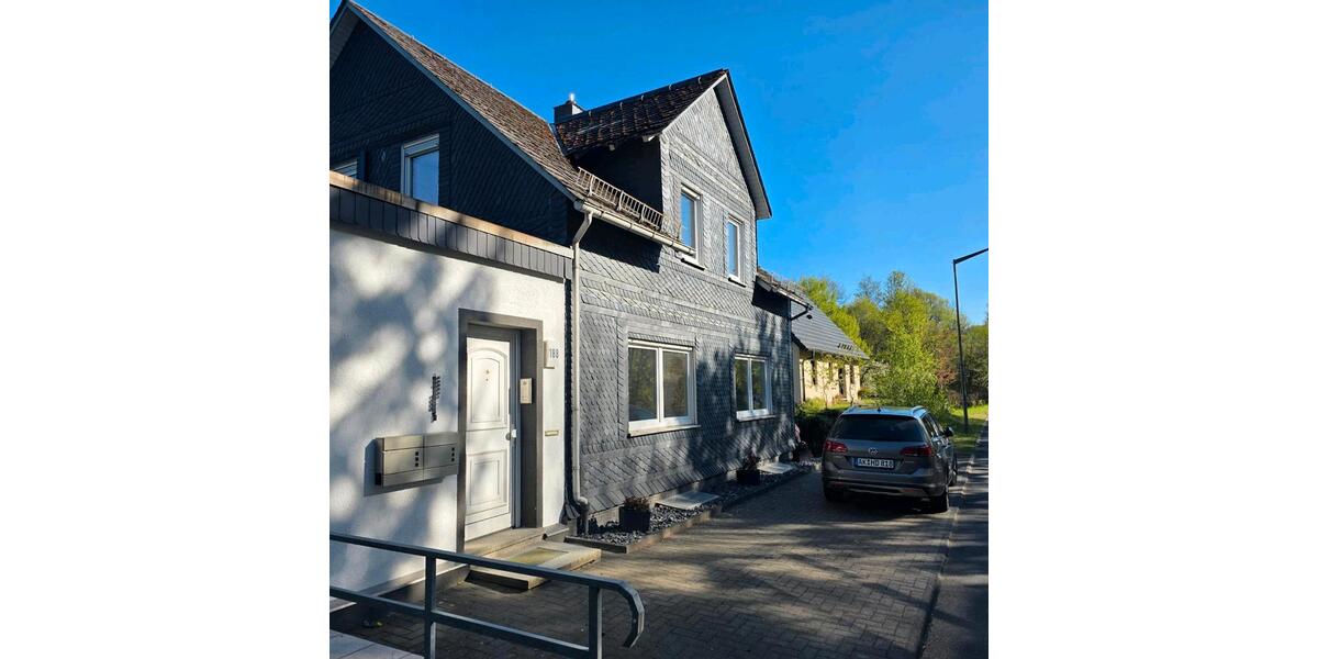 Erdgeschoßwohnung Niederfischbach - 3 Zimmer, 90 m&sup2;, 900&euro; | Angebot:26621572