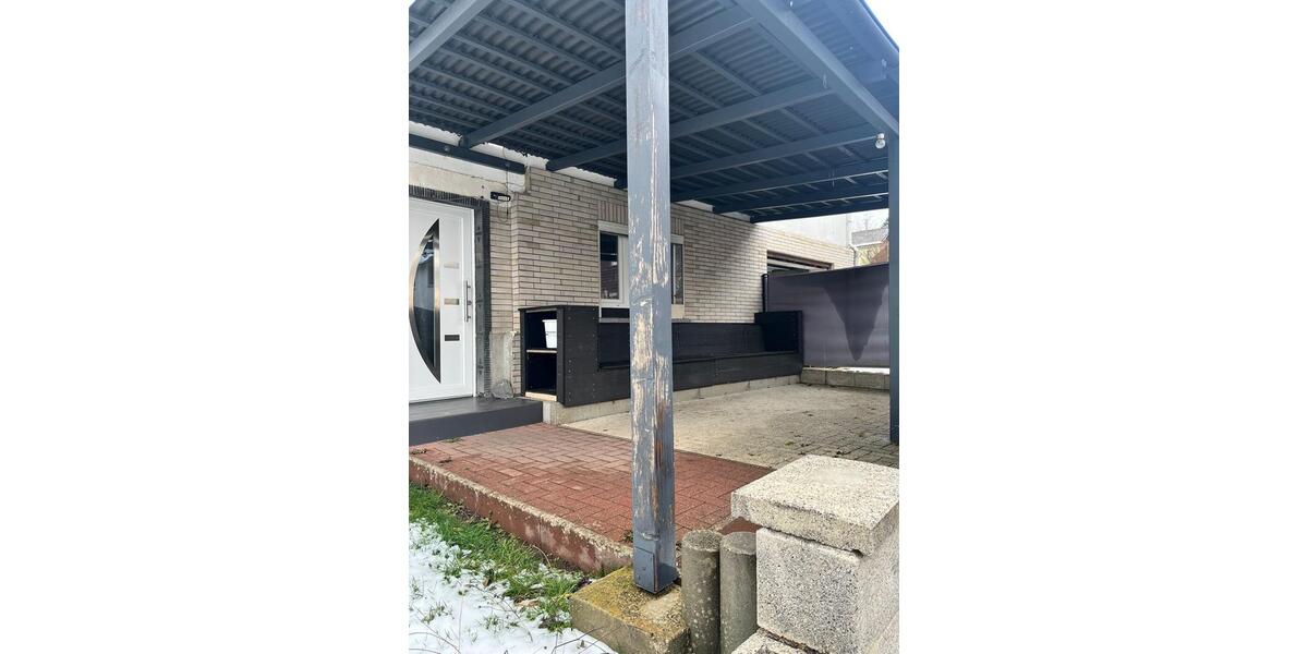 Doppelhaushälfte Burbach - 5 Zimmer, 137 m&sup2;, 135.000&euro; | Angebot:25050522