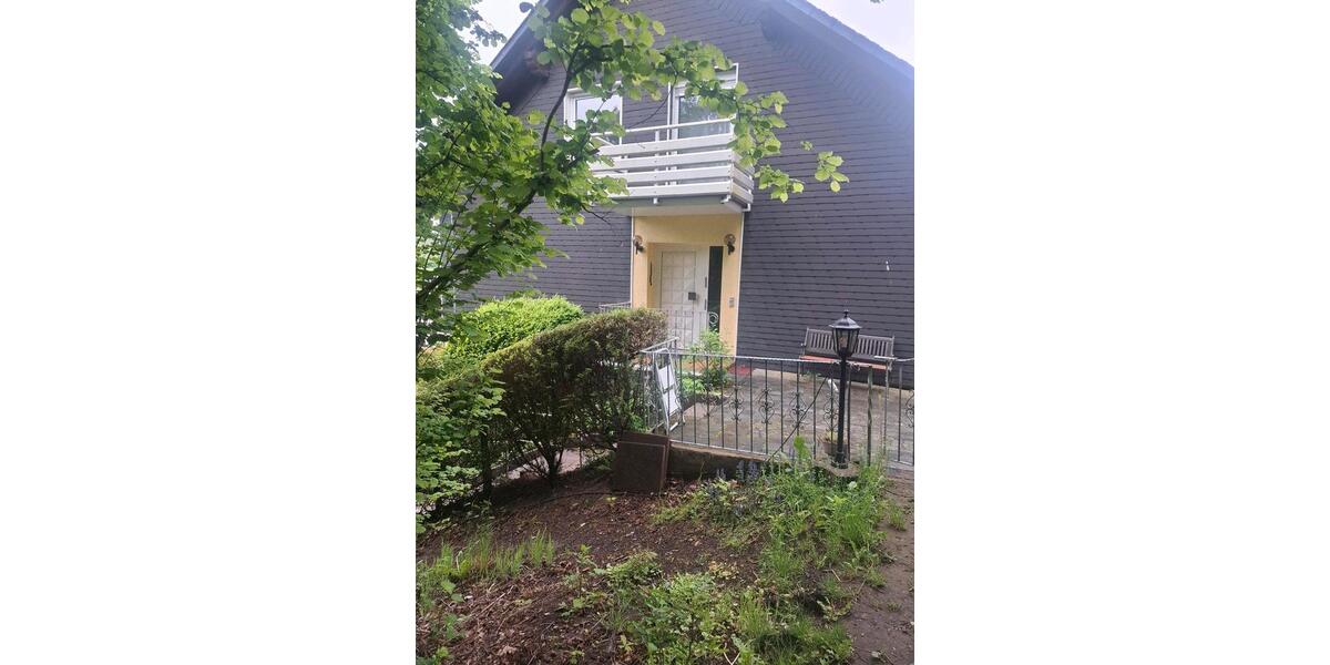 Dachgeschoßwohnung Netphen - 2.5 Zimmer, 78 m&sup2;, 765&euro; | Angebot:26646072