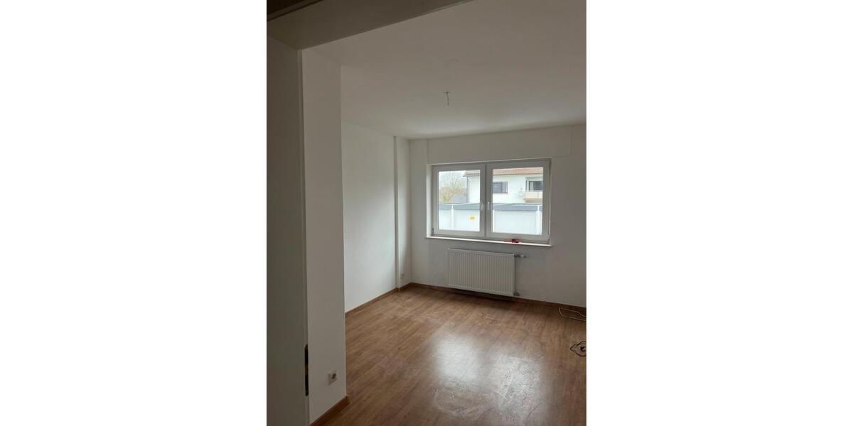 Erdgeschoßwohnung Hachenburg - 3 Zimmer, 77 m&sup2;, 770&euro; | Angebot:25299163