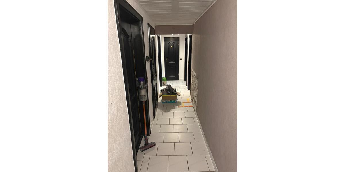 Erdgeschoßwohnung Wilnsdorf - 4 Zimmer, 96 m&sup2;, 800&euro; | Angebot:26034963