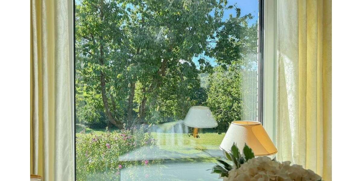 Einfamilienhaus Hachenburg - 7 Zimmer, 219 m&sup2;, 580.000&euro; | Angebot:25738118