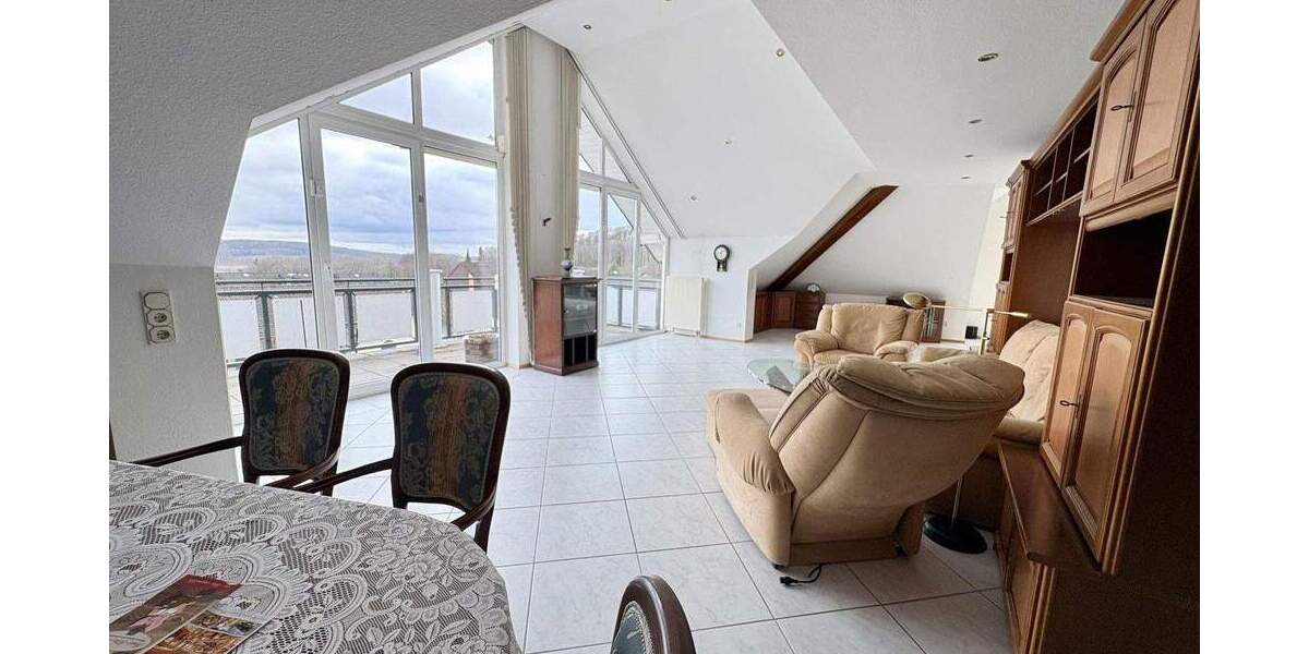 Etagenwohnung Bad Marienberg - 3 Zimmer, 122 m&sup2;, 299.000&euro; | Angebot:25716281