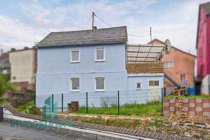 Haus Kirchen (Sieg) - 9 Zimmer, 220 m&sup2;, 109.000&euro; | Angebot:22413790