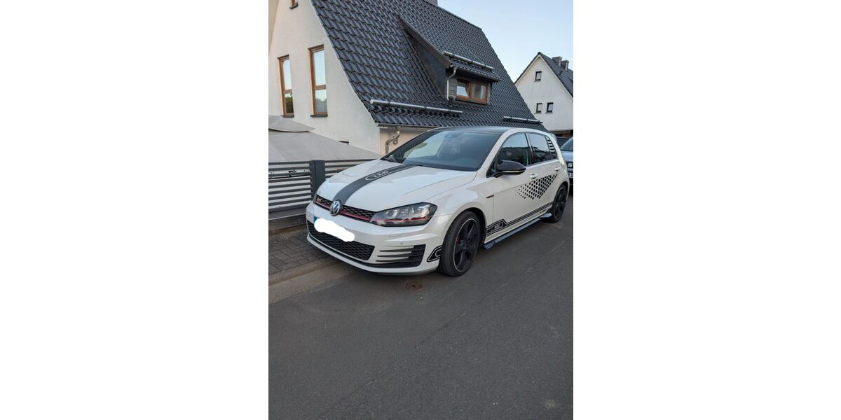 VW Golf 151.488 km 14.500 &euro; Eschenburg 35713