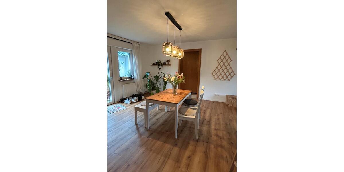 Einfamilienhaus Netphen - 8 Zimmer, 220 m&sup2;, 345.000&euro; | Angebot:24211908