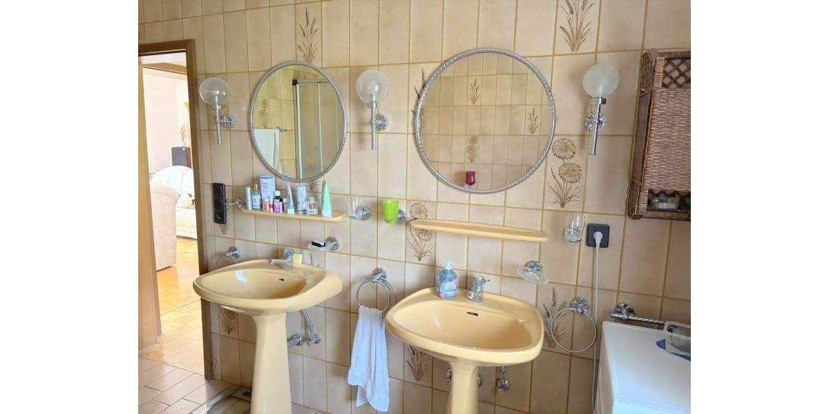 Einfamilienhaus Alpenrod Dehlingen - 8 Zimmer, 250 m&sup2;, 349.000&euro; | Angebot:25670393