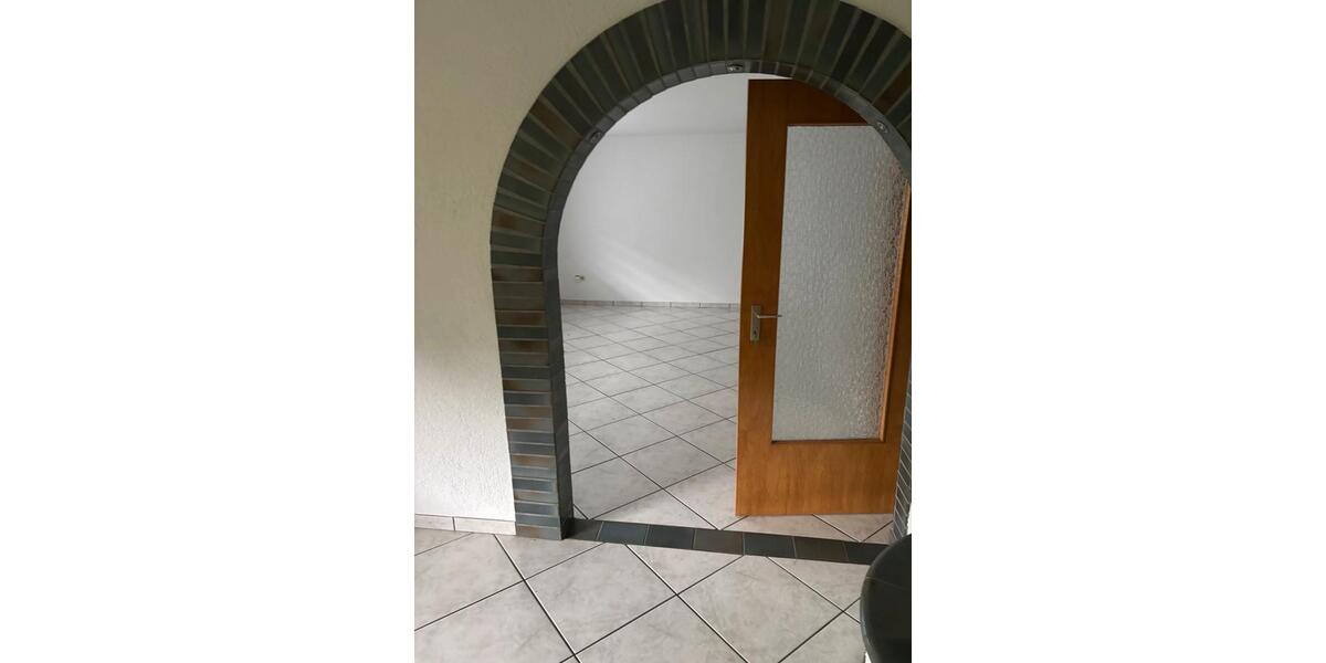 Erdgeschoßwohnung Morsbach - 2 Zimmer, 90 m&sup2;, 700&euro; | Angebot:25936370