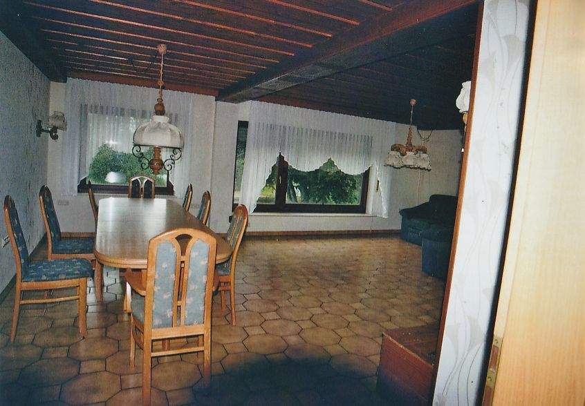 Mehrfamilienhaus, Wohnhaus Dietzhölztal Ewersbach - 7 Zimmer, 215 m&sup2;, 189.000&euro; | Angebot:25689865