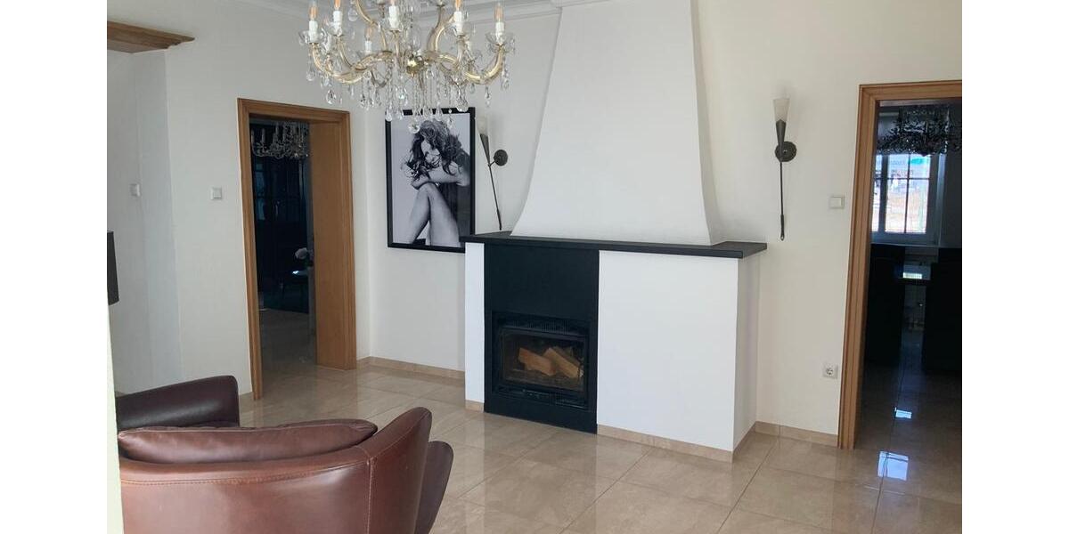 Villa Lennestadt - 6 Zimmer, 190 m&sup2;, 465.500&euro; | Angebot:26085154