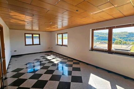 Wohnung Dillenburg Frohnhausen - 4 Zimmer, 102 m&sup2;, 800&euro; | Angebot:26648482