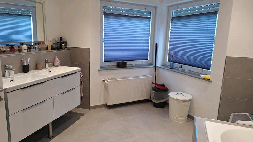 Erdgeschoßwohnung Lennestadt - 4 Zimmer, 136 m&sup2;, 1.350&euro; | Angebot:24717247