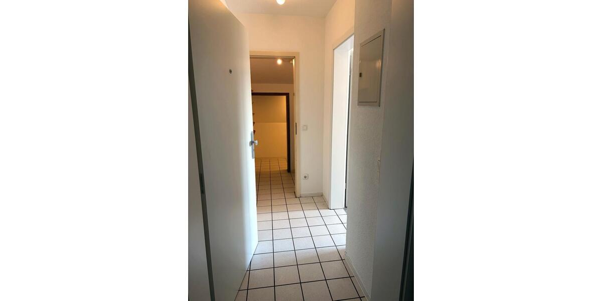 Dachgeschoßwohnung Siegen Dillnhütten - 1 Zimmer, 31 m&sup2;, 83.500&euro; | Angebot:27219066
