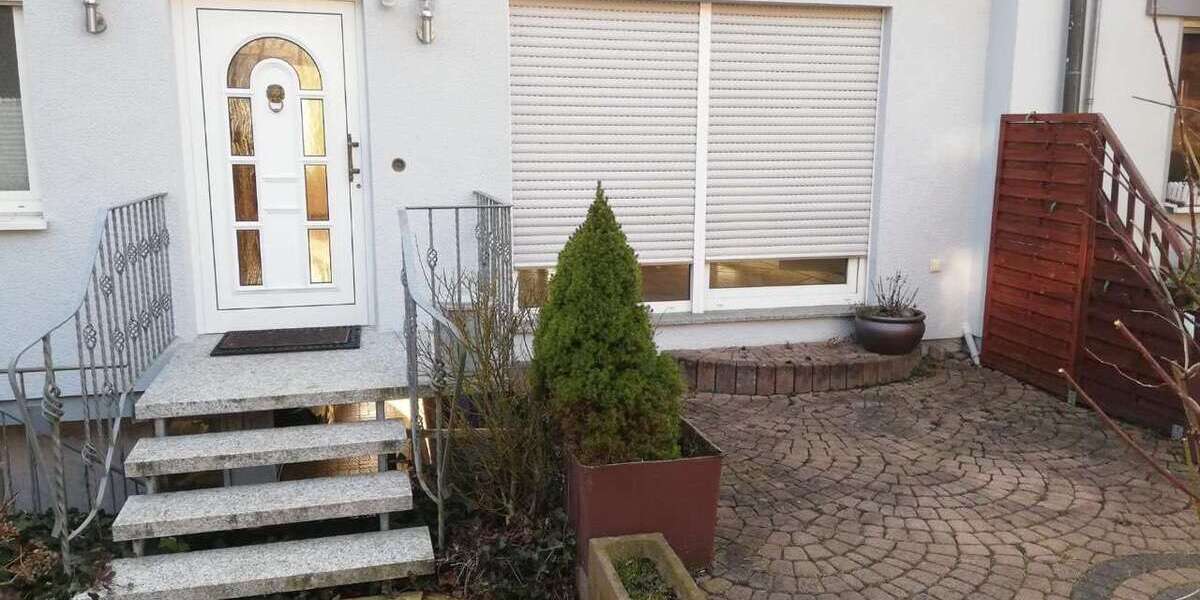 Etagenwohnung Kreuztal - 2 Zimmer, 63 m&sup2;, 490&euro; | Angebot:27121780