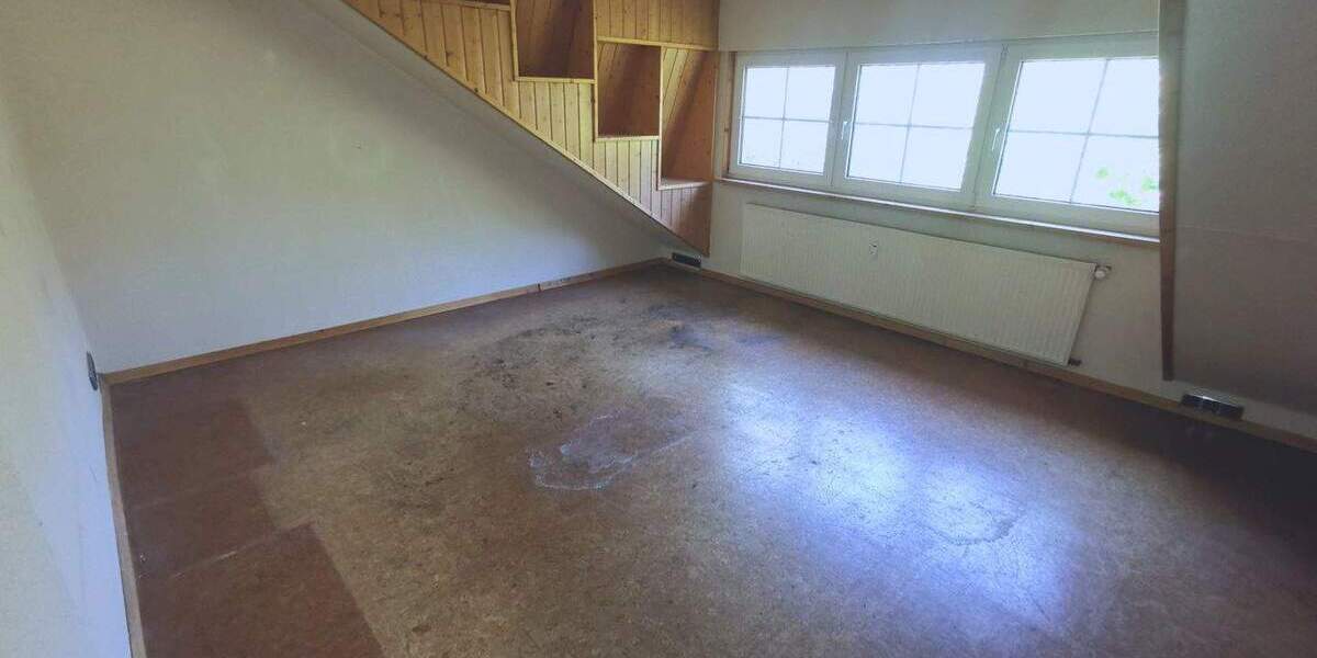 Mehrfamilienhaus, Wohnhaus Derschen - 9 Zimmer, 330.000&euro; | Angebot:25689028