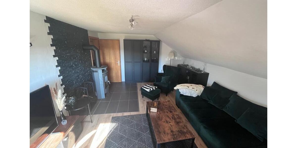 Dachgeschoßwohnung Haiger - 4 Zimmer, 92 m&sup2;, 730&euro; | Angebot:25310176