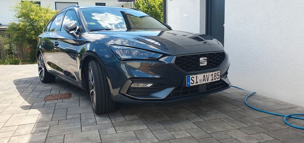 Seat Leon 66.000 km 19.990 &euro; Netphen 57250