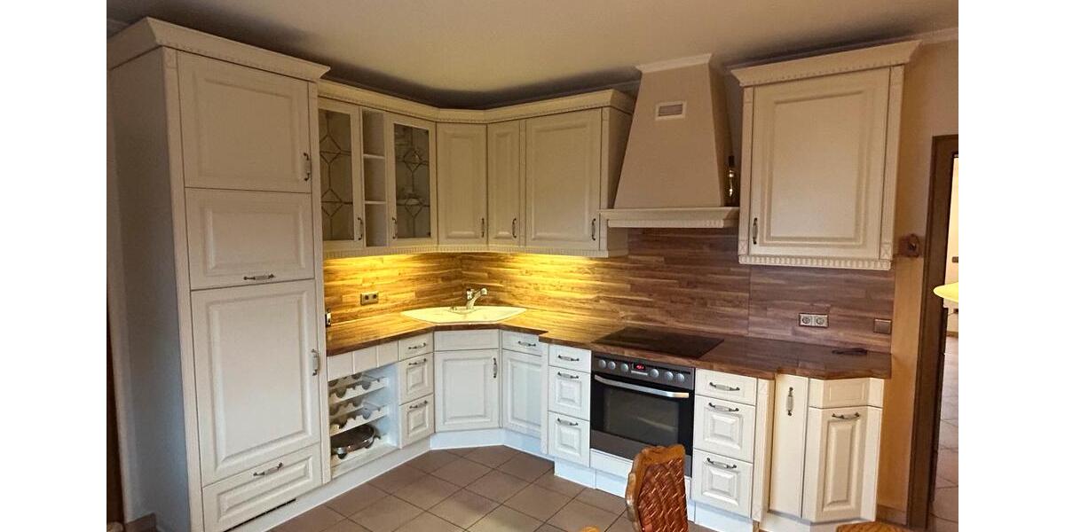 Etagenwohnung Kirchhundem - 4 Zimmer, 150 m&sup2;, 900&euro; | Angebot:25297098