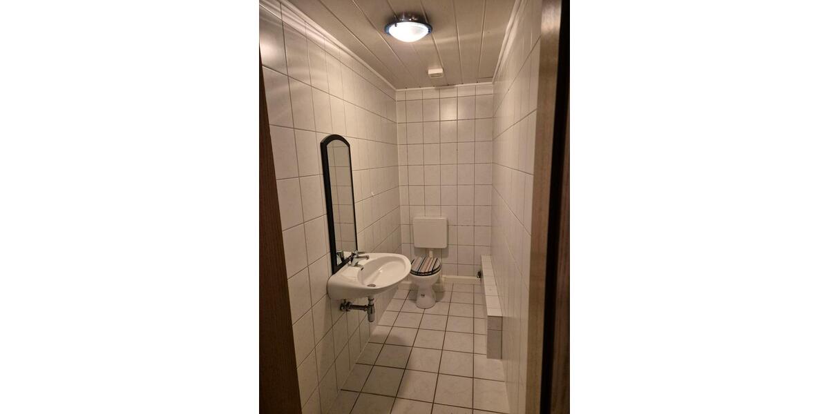 Dachgeschoßwohnung Siegen Eiserfeld - 2 Zimmer, 80 m&sup2;, 690&euro; | Angebot:25811926