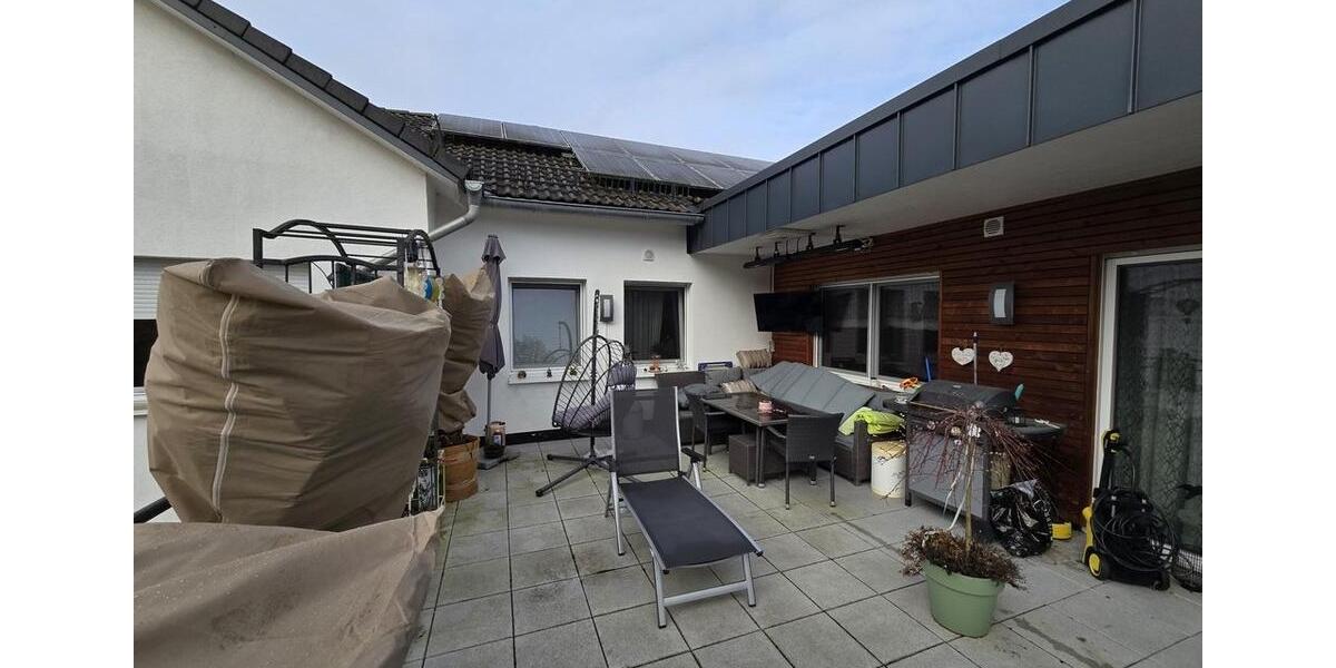 Etagenwohnung Siegen Dillnhütten - 2 Zimmer, 90 m&sup2;, 1.050&euro; | Angebot:25989235
