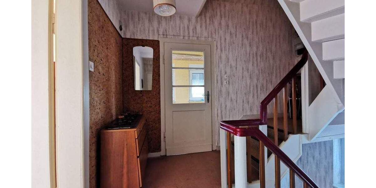 Einfamilienhaus Mudersbach - 7 Zimmer, 131 m&sup2;, 179.000&euro; | Angebot:25820831