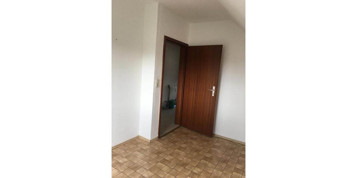 Etagenwohnung Betzdorf - 5 Zimmer, 110 m&sup2;, 800&euro; | Angebot:23761060