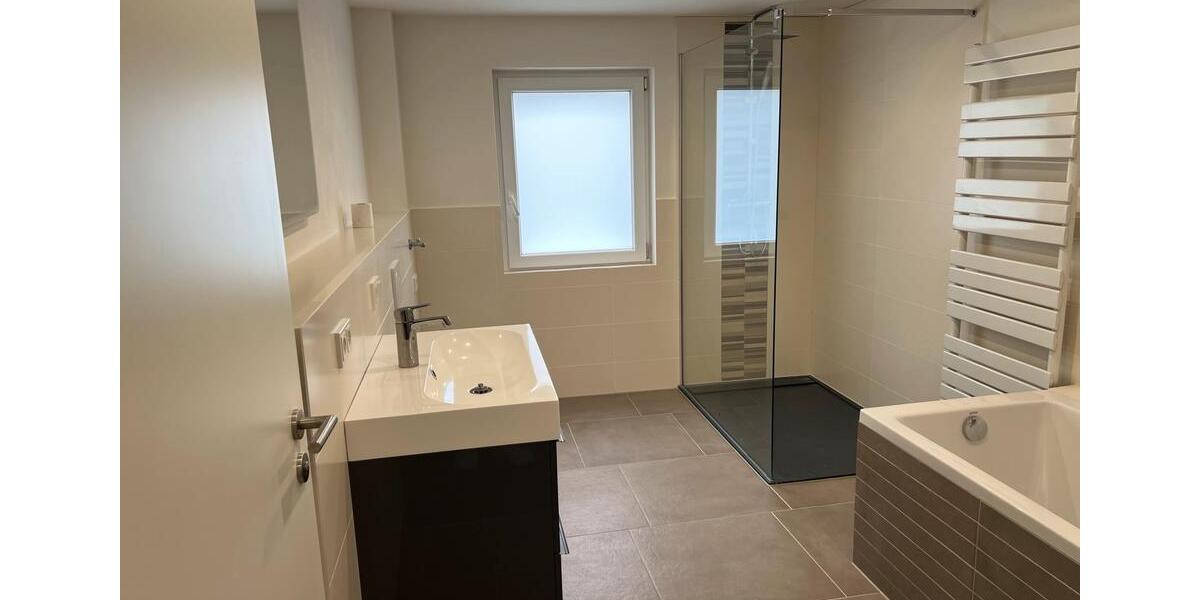 Maisonettenwohnung Scheuerfeld - 5 Zimmer, 130 m&sup2;, 1.100&euro; | Angebot:25310305