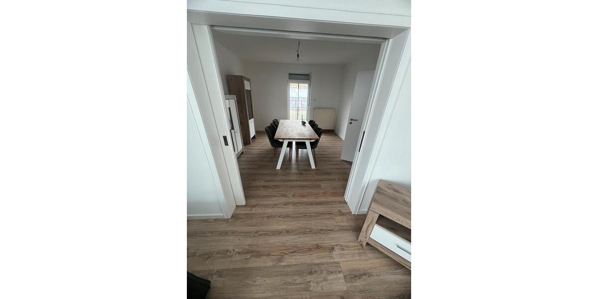 Maisonettenwohnung Siegen - 6 Zimmer, 95 m&sup2;, 1.300&euro; | Angebot:26031676