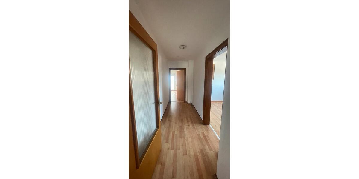 Dachgeschoßwohnung Siegen Weidenau - 3 Zimmer, 74 m&sup2;, 690&euro; | Angebot:25822561