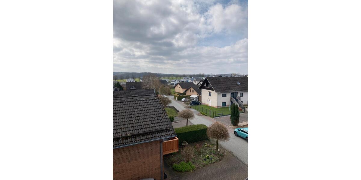 Dachgeschoßwohnung Nauroth - 2.5 Zimmer, 45 m&sup2;, 430&euro; | Angebot:26021877