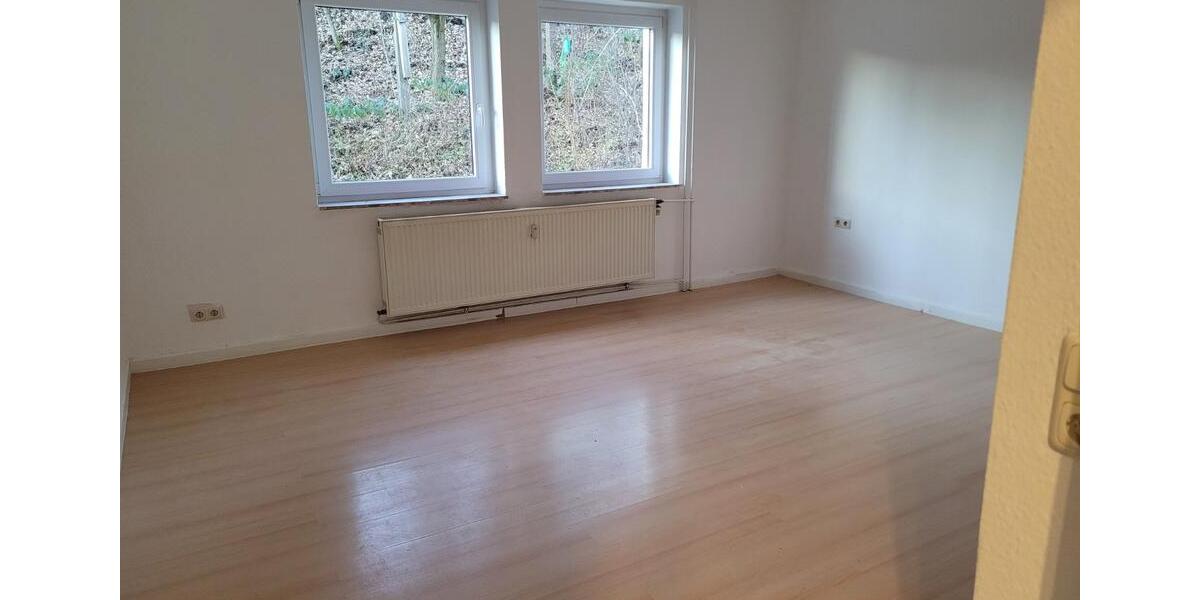 Hochparterre Dietzhölztal - 3 Zimmer, 77 m&sup2;, 631&euro; | Angebot:23727196