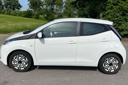 Toyota Aygo (X) 133.072 km 5.990 &euro; Waldbröl 51545