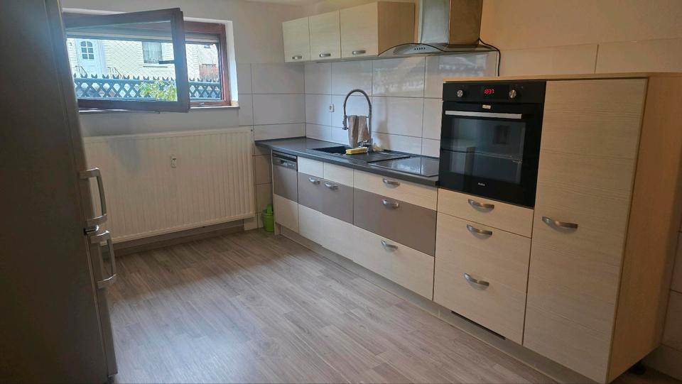 Erdgeschoßwohnung Hof - 1 Zimmer, 40 m&sup2;, 420&euro; | Angebot:26030654