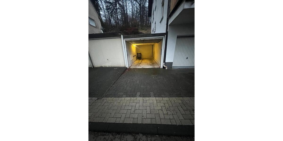 Dachgeschoßwohnung Kreuztal - 3 Zimmer, 72 m&sup2;, 238.000&euro; | Angebot:25855169