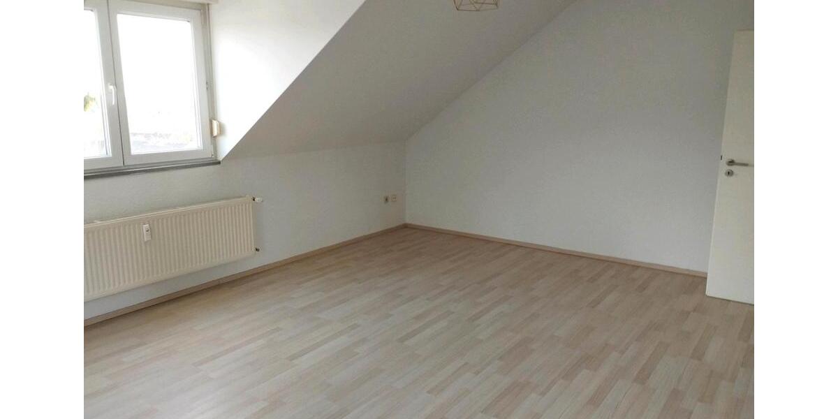 Dachgeschoßwohnung Rennerod - 2 Zimmer, 62 m&sup2;, 106.000&euro; | Angebot:27042555