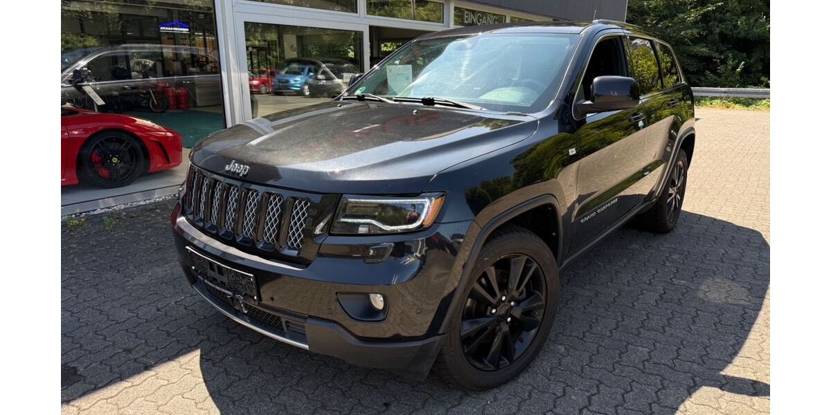 Jeep Grand Cherokee 297.778 km 8.490 &euro; Freudenberg 57258