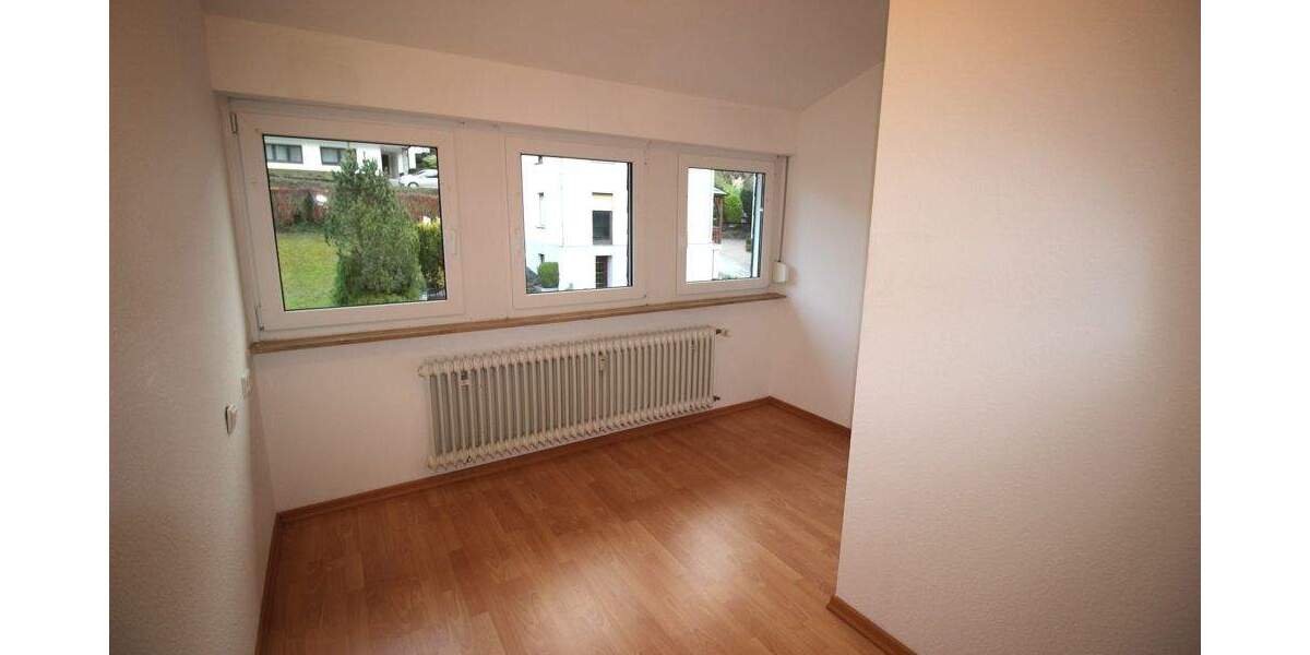 Etagenwohnung Lennestadt Langenei - 4 Zimmer, 126 m&sup2;, 700&euro; | Angebot:25836196