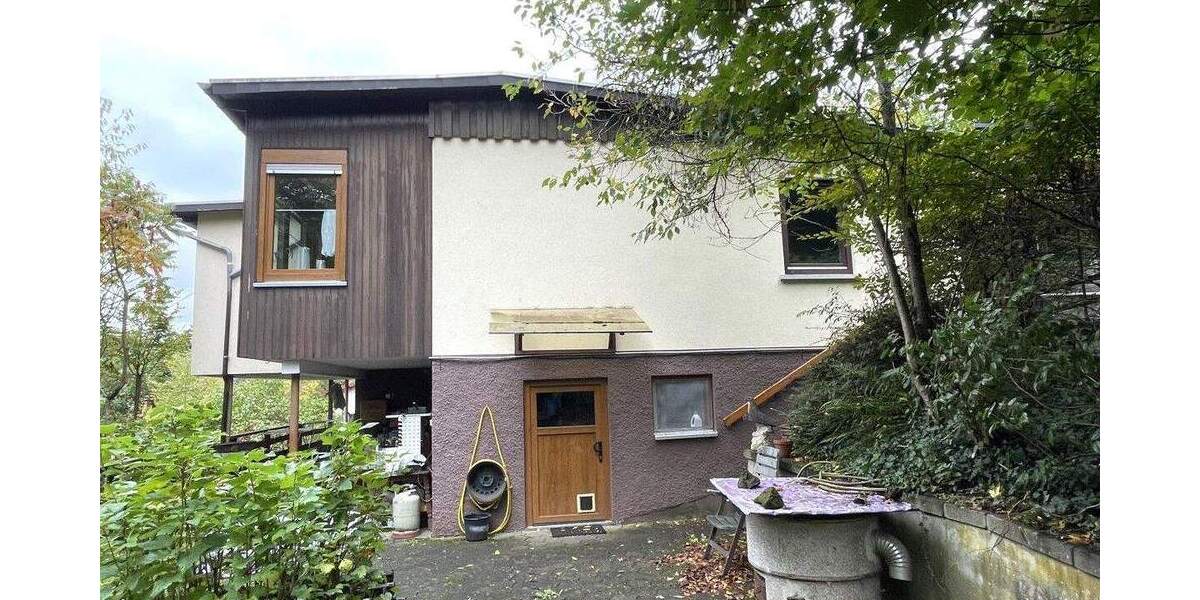 Einfamilienhaus Herborn - Burg Burg - 4 Zimmer, 117 m&sup2;, 190.000&euro; | Angebot:25834775