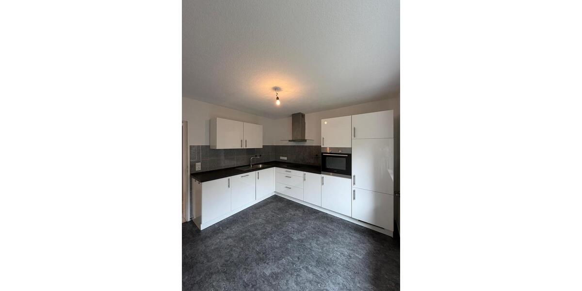 Terrassenwohnung Betzdorf - 3.5 Zimmer, 100 m&sup2;, 870&euro; | Angebot:26020732