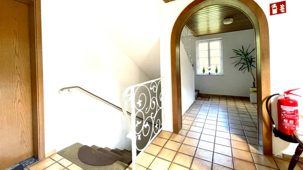 Mehrfamilienhaus, Wohnhaus Lennestadt / Bonzel Bonzel - 1 Zimmer, 337 m&sup2;, 299.000&euro; | Angebot:25736033