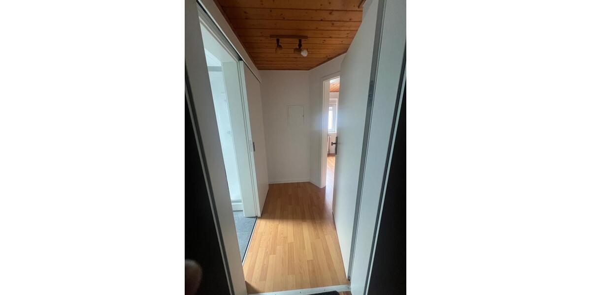 Etagenwohnung Siegen Kaan-Marienborn - 1 Zimmer, 22 m&sup2;, 410&euro; | Angebot:26456139