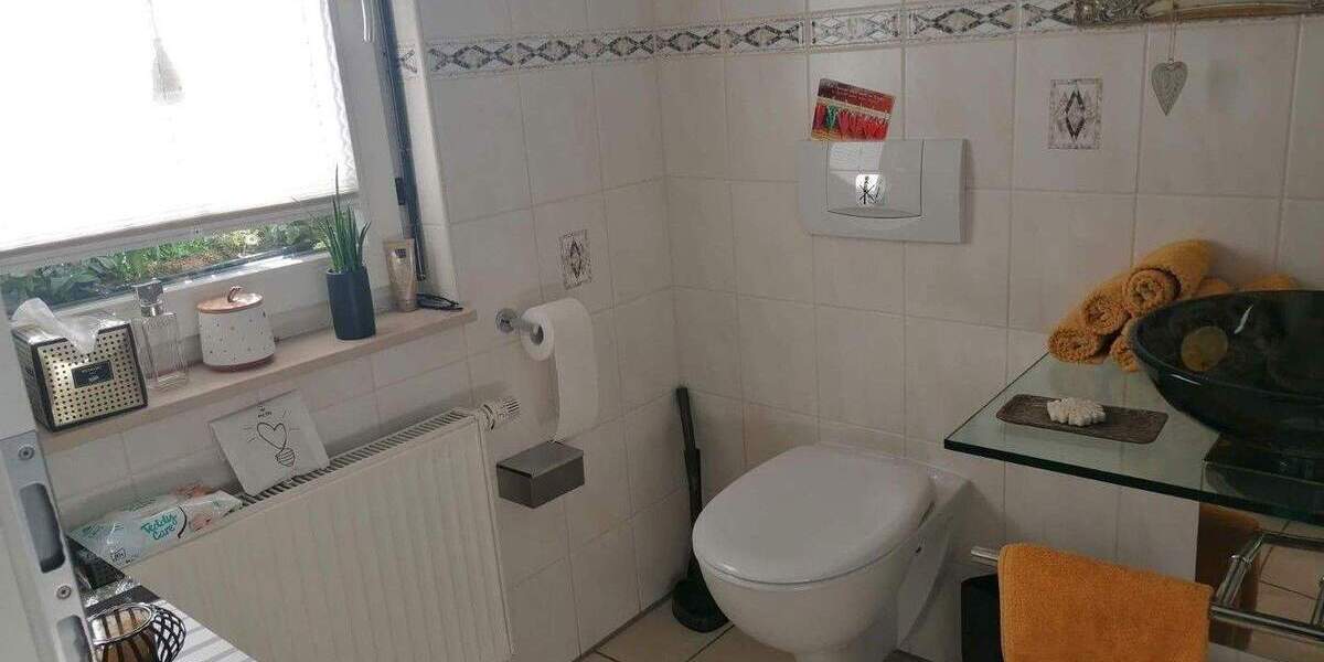 Einfamilienhaus Kreuztal Kredenbach - 5 Zimmer, 120 m&sup2;, 380.000&euro; | Angebot:25835494