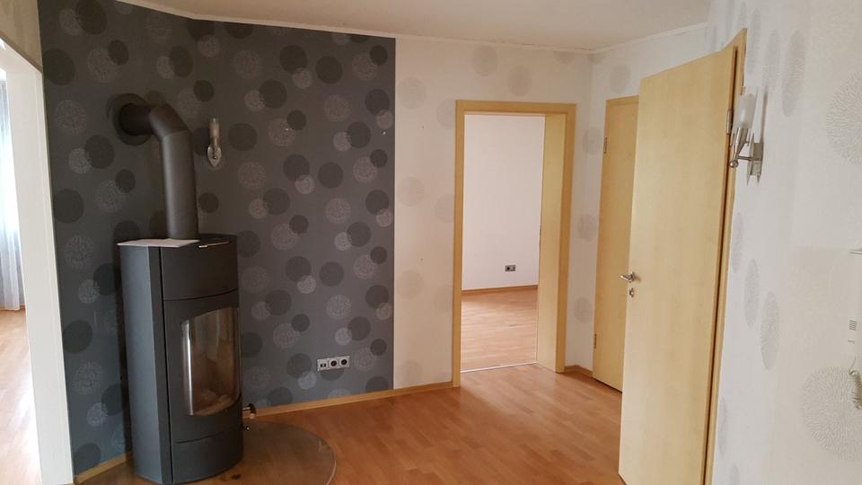 Erdgeschoßwohnung Hellenhahn-Schellenberg Schellenberg - 4 Zimmer, 120 m&sup2;, 850&euro; | Angebot:25261109