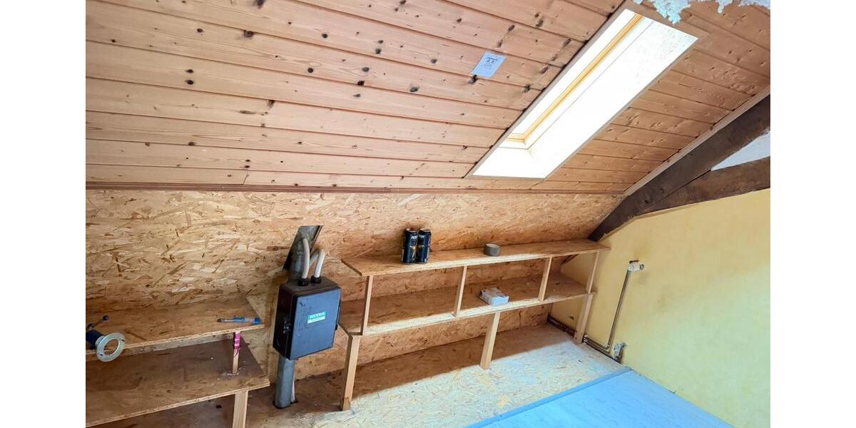 Einfamilienhaus Weitefeld - 9 Zimmer, 211 m&sup2;, 1.450&euro; | Angebot:26008565