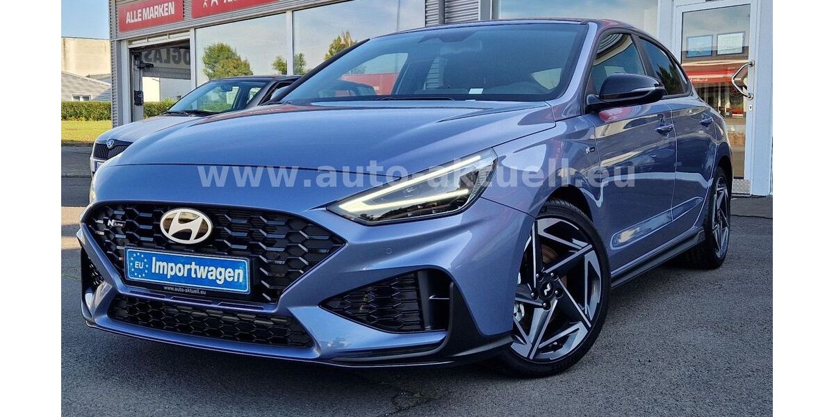 Hyundai i30 1.700 km 25.890 &euro; Nauroth 57583