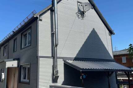Haus Neunkirchen - 8 Zimmer, 114 m&sup2;, 135.000&euro; | Angebot:26980415