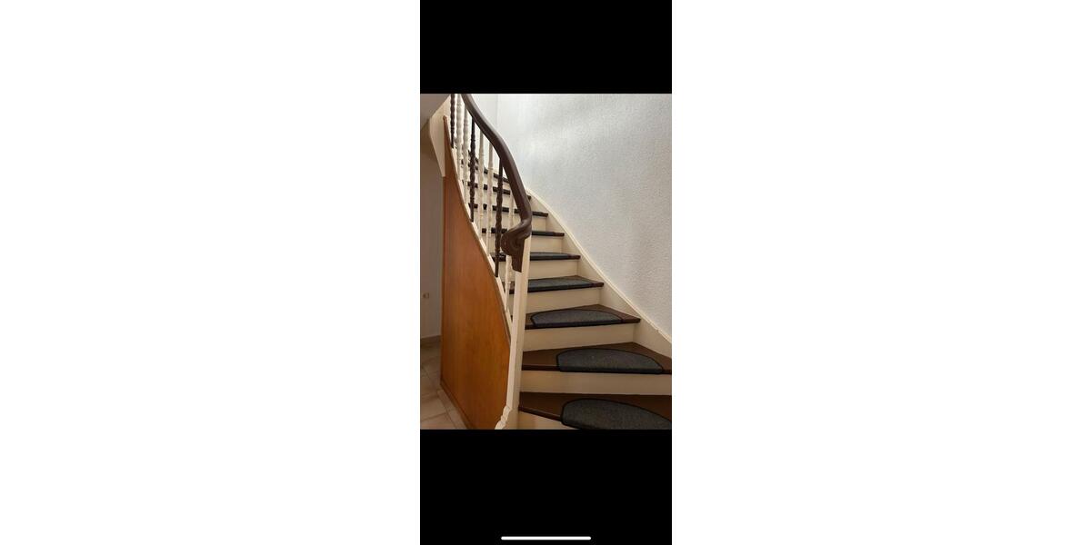 Doppelhaushälfte Daaden - 6 Zimmer, 136 m&sup2;, 144.000&euro; | Angebot:24851300