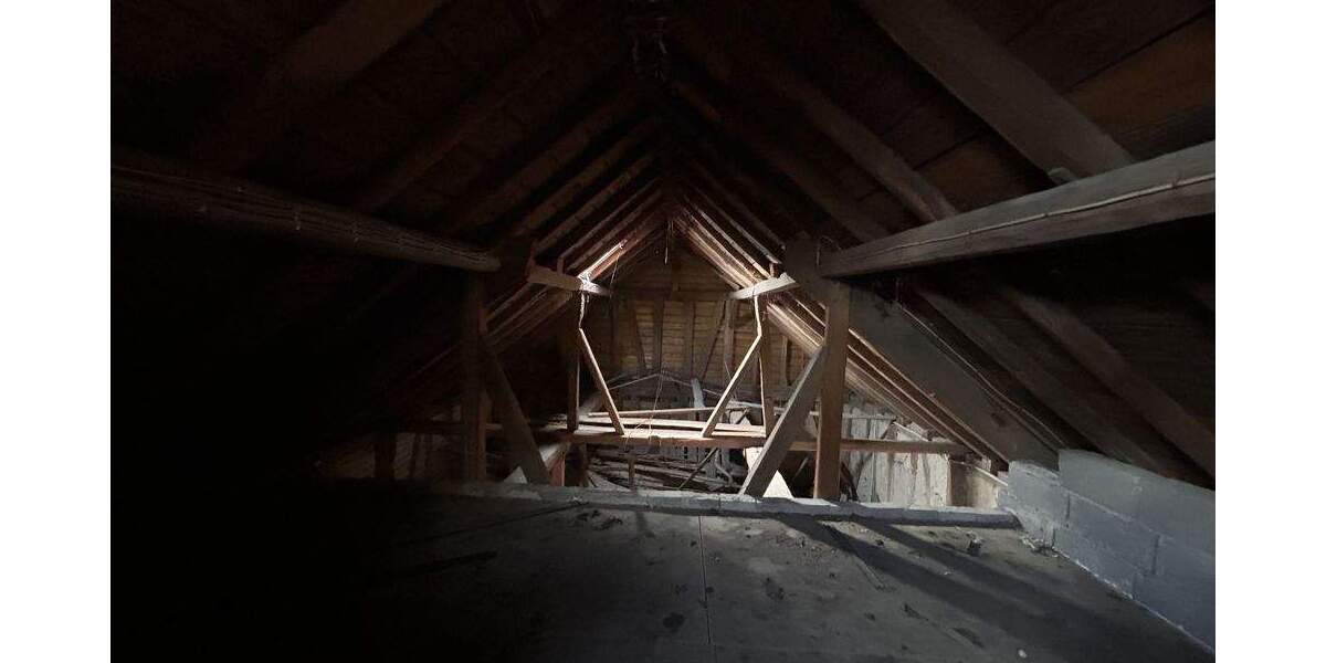 Einfamilienhaus Breitscheid-Gusternhain Gusternhain - 7 Zimmer, 188 m&sup2;, 159.000&euro; | Angebot:25685047