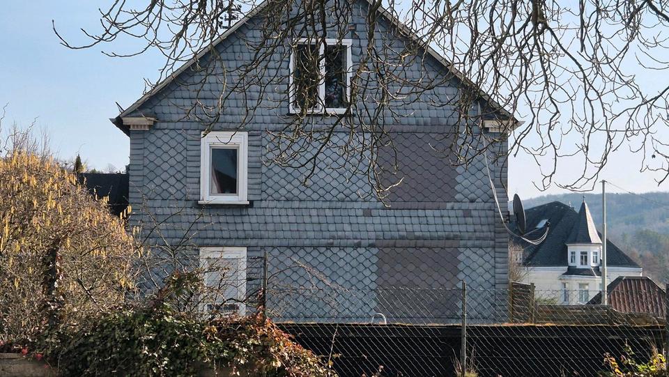 Einfamilienhaus Wenden - 8 Zimmer, 170 m&sup2;, 329.000&euro; | Angebot:25406860